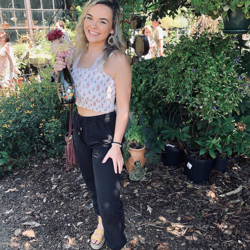 Meet your Posher, Angelica